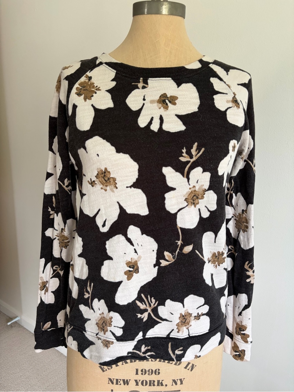 LOFT Black Floral Crewneck Sweatshirt - White & Brown Bloom